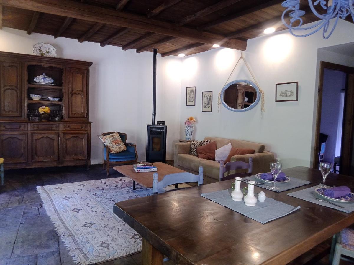 Beautiful apartment Casa o Rio in Ribeira sacra ES Castro Caldelas Exterior foto